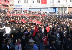 Şehit Üsteğmen dualarla uğurlandı